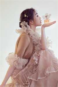 绿野飞花