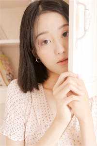 去鬼屋玩被工作人员玩