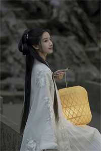 三男一女