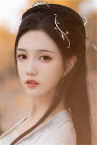 julia紧身裙女教师正在播放
