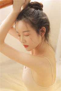羽月希