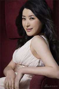美女中刀