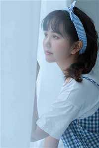 美女暴光