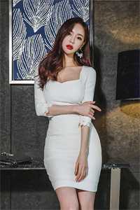 女主穿越各个位面收集男主jy
