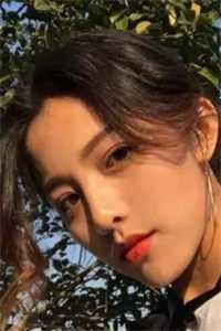 年轻的母亲西瓜