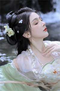 动漫美女邪恶动态图