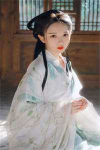 曹可凡老婆