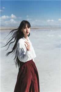 山村野花香