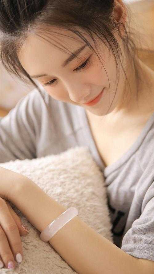 无码夫の前で人妻を犯す中字幕