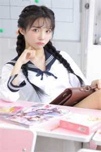 美女享受黑人的巨茎