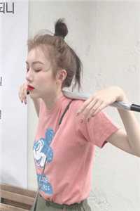表妹深夜让我满足她