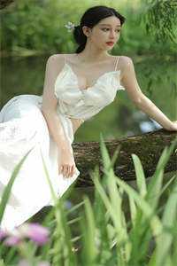 李靓蕾