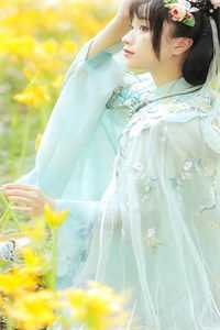 女干探
