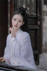 白丝美女被c