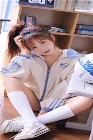 WRITE AS 女生