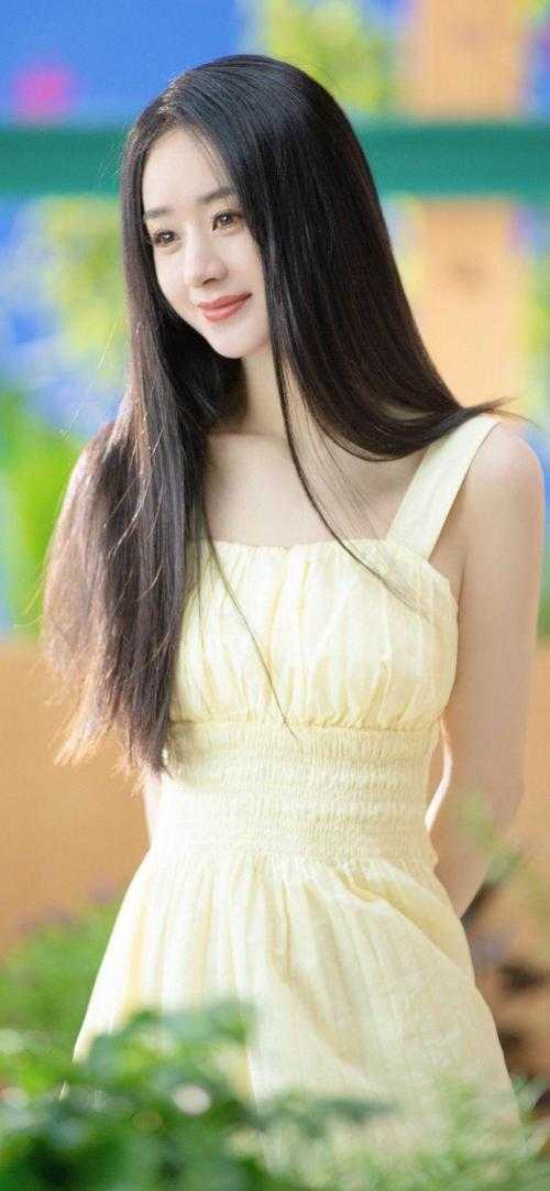 搓光美女的衣服