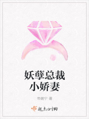 黄叶在秋风中飘落