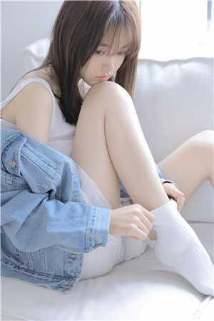 tk白色丝袜脚心vk