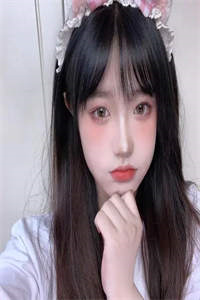 动漫女生被摸胸