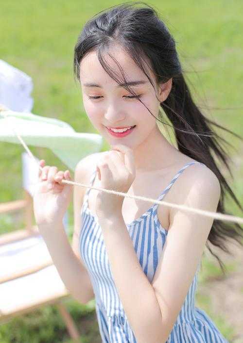 学长电影院抱我做h