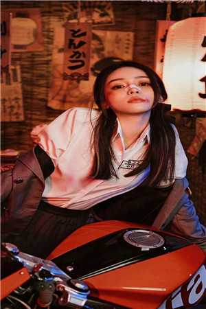 女儿的裤袜外章