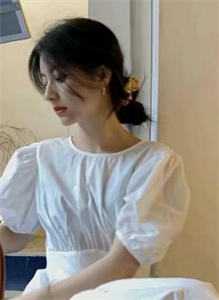 女主播直播乳摇53秒