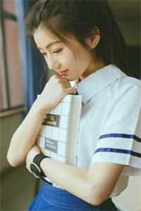 女子配合享受完整视频