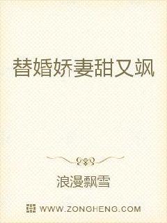 高中小情侣躲厕所吃奶